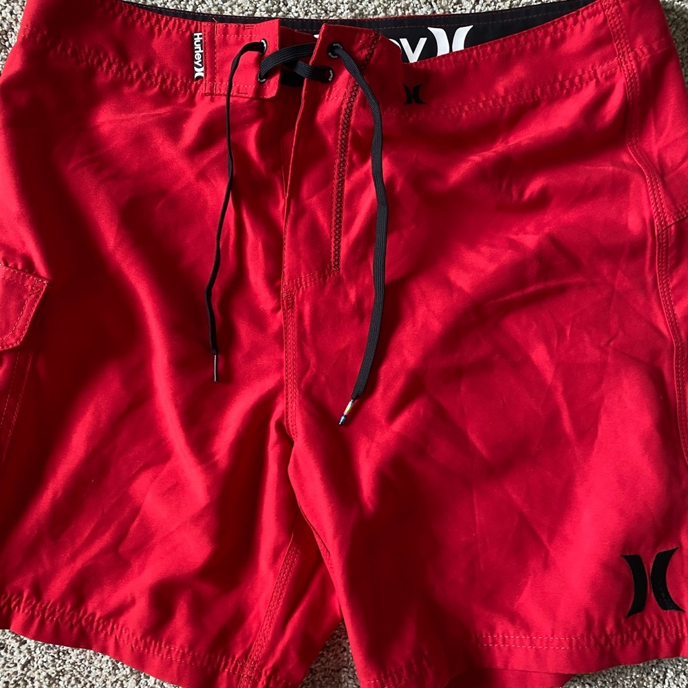 Men’s board shorts size 34